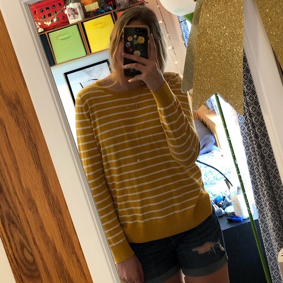 Old Navy Mustard Yellow Sweater - Picture 2 of 3